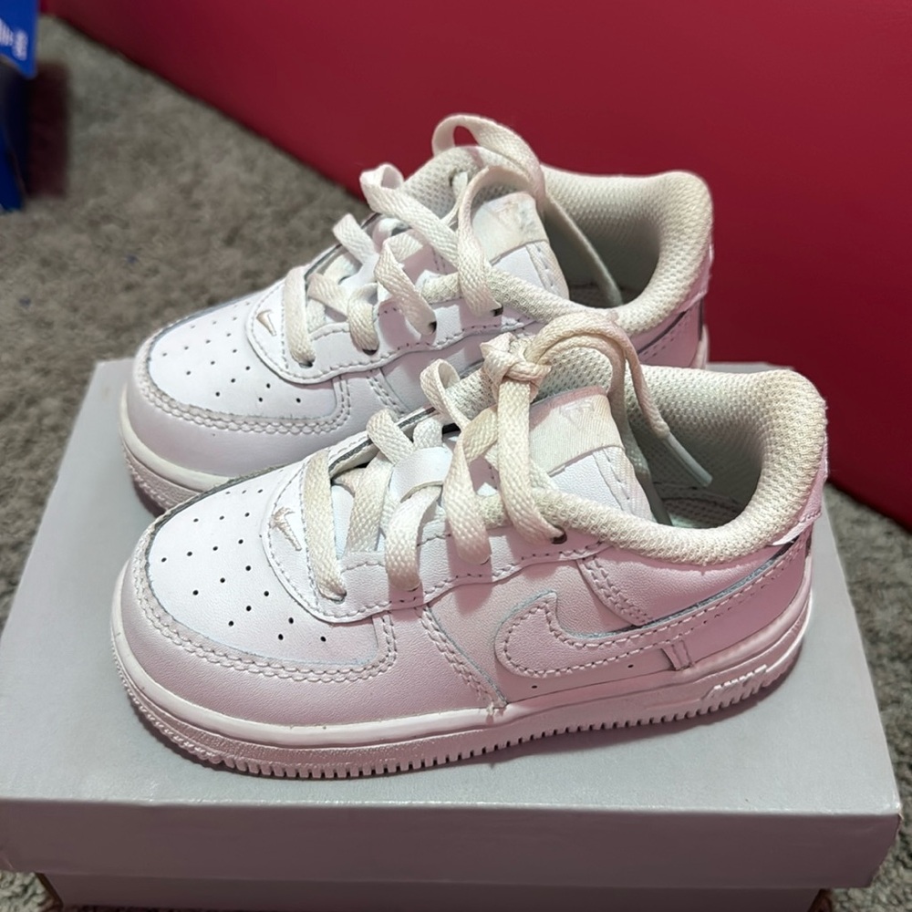 Toddler forces